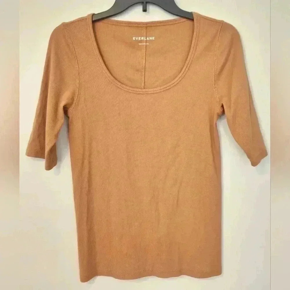 EVERLANE Top EUC 95% Pima Cotton